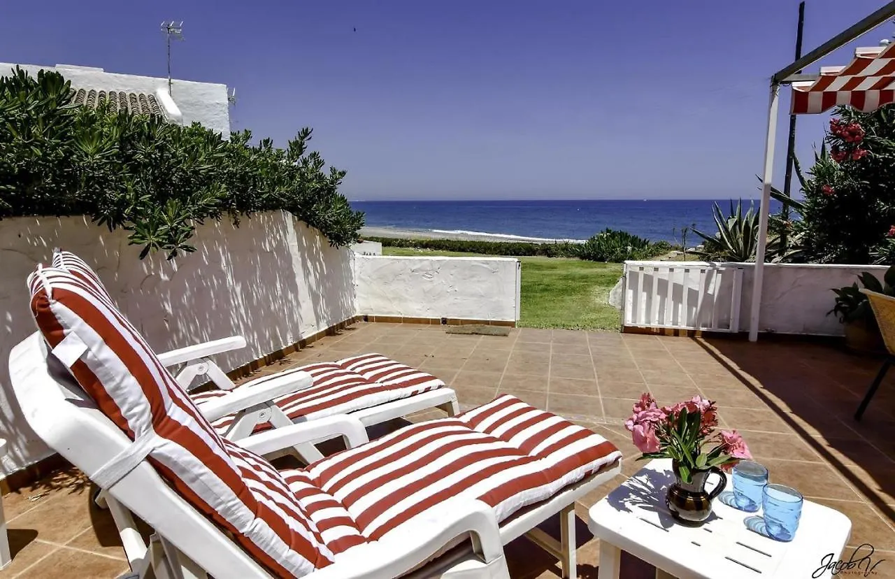 51297 - Cute Beach House Estepona